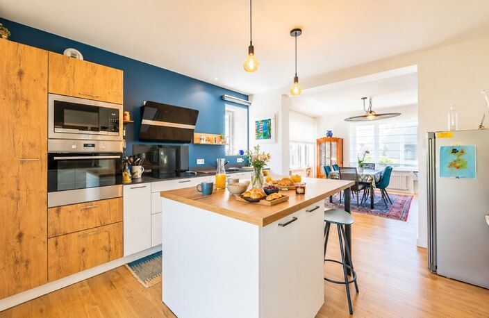 COUP DE CŒUR À CONCARNEAU – MAISON FAMILIALE RÉNOVÉE AVEC PETITE VUE MER — photo 5