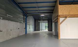 Commerce 2 Pièces 200 m² à louer à Chignin (73800)