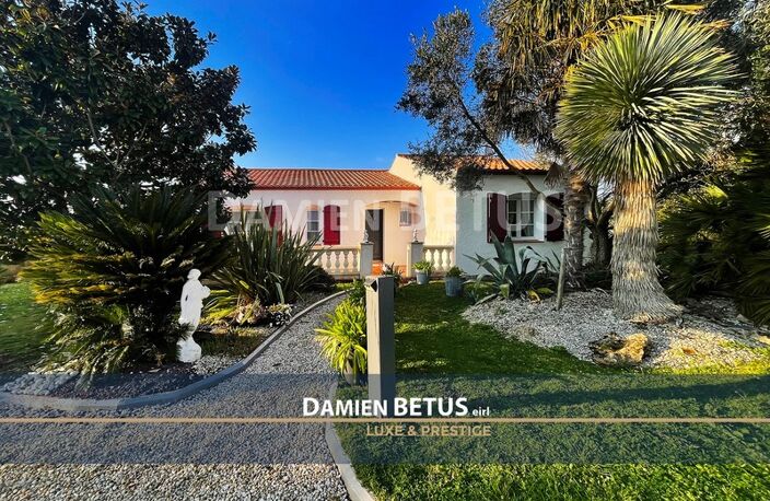 Maison à vendre 8 pièces LE FENOUILLER (85), Grande Maison avec Dépendance et jardin — photo 3