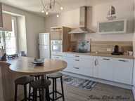 Immeuble- Local + beau duplex avec extérieur-CHAUMES-EN-BRIE centre — photo 3