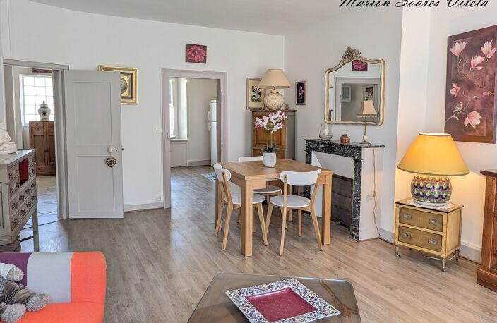 Immeuble- Local + beau duplex avec extérieur-CHAUMES-EN-BRIE centre — photo 4