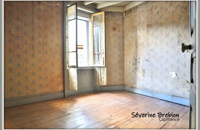 Maison à rénovée, 4 pièces, terrain attenant et non attenant LA MONNERIE LE MONTEL (63) — photo 3