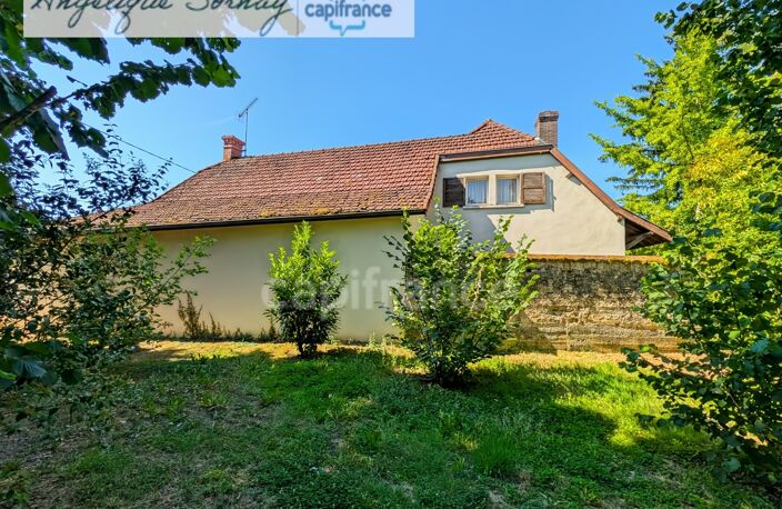 LOUHANS – 202 m² / 6 CHAMBRES / 2 500 m² / 4 GARAGES – UN POTENTIEL RARE ! — photo 3