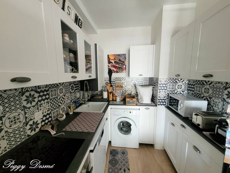 Appartement à vendre 3 pièces LA ROCHELLE (17) - 2 chambres, Terrasse, Place de parking privative — photo 1