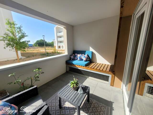 Appartement à vendre 3 pièces LA ROCHELLE (17) - 2 chambres, Terrasse, Place de parking privative — photo du bien