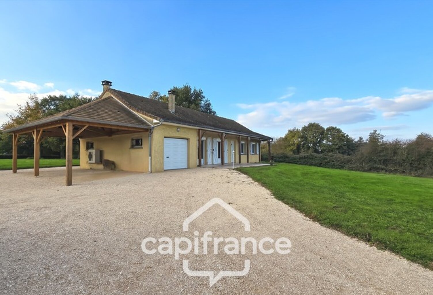 Maison à vendre 5 pièces avec 4613 m² de terrain à SAINT MARTIN EN BRESSE (71) — photo 1