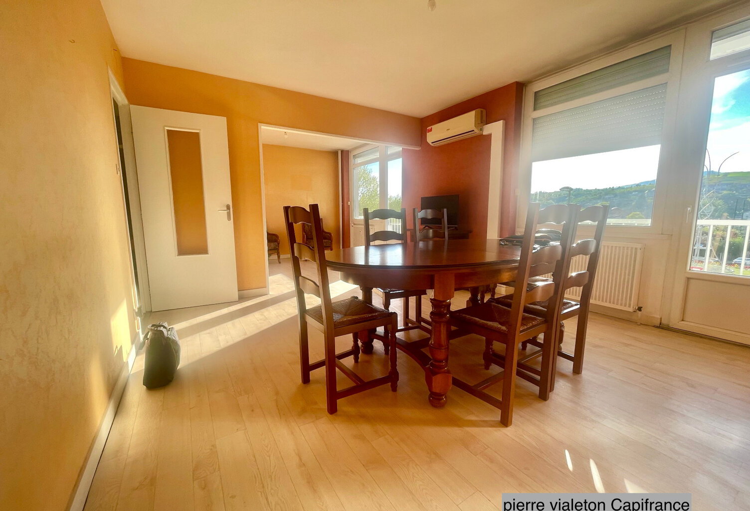 Appartement T4 de 82,76 m² – 2 balcons, garage et cave – La Grand-Croix — photo 1