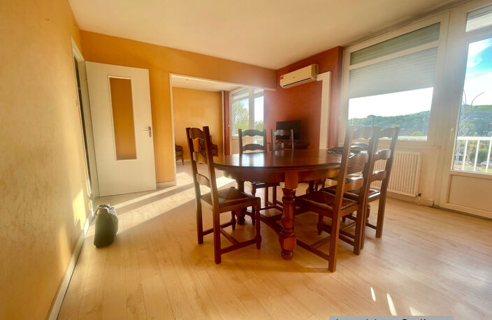 Appartement T4 de 82,76 m² – 2 balcons, garage et cave – La Grand-Croix — photo 2