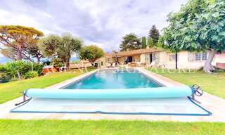Maison 6 Pièces 170 m² à louer à Nice (06200)