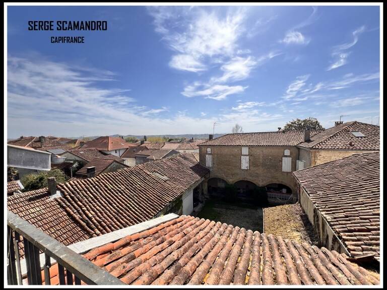 A vendre BOULOGNE SUR GESSE (31)- immeuble avec local professionel 65 m² et appartement 130 m² -2 chambres terrasse + local professionel 65 m² — photo 1