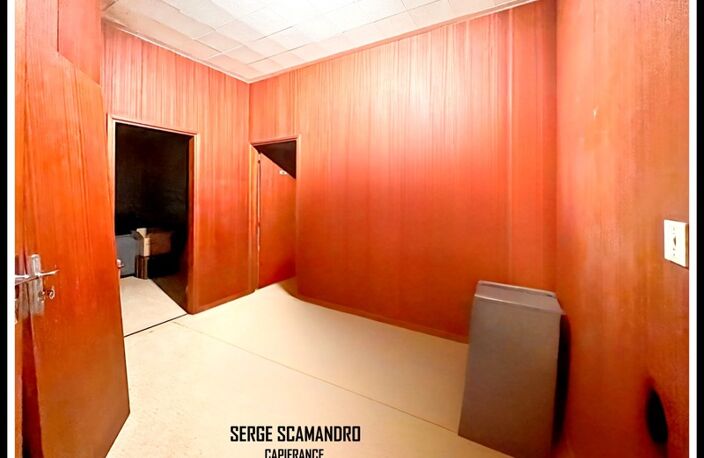 A vendre BOULOGNE SUR GESSE (31)- immeuble avec local professionel 65 m² et appartement 130 m² -2 chambres terrasse + local professionel 65 m² — photo 4