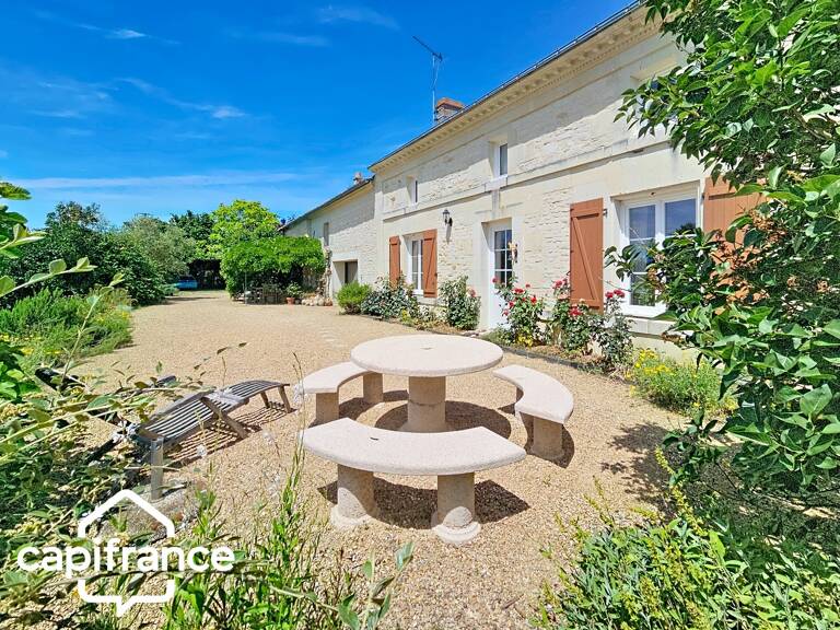 Maison en pierre de caractère 195 m² – 3 chambres – mezzanine – terrain 1 606 m² – Saint-Martin-de-Sanzay proche Saumur, Montreuil-Bellay et Thouars — photo 1