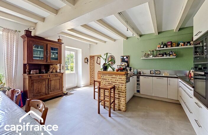 Maison en pierre de caractère 195 m² – 3 chambres – mezzanine – terrain 1 606 m² – Saint-Martin-de-Sanzay proche Saumur, Montreuil-Bellay et Thouars — photo 3