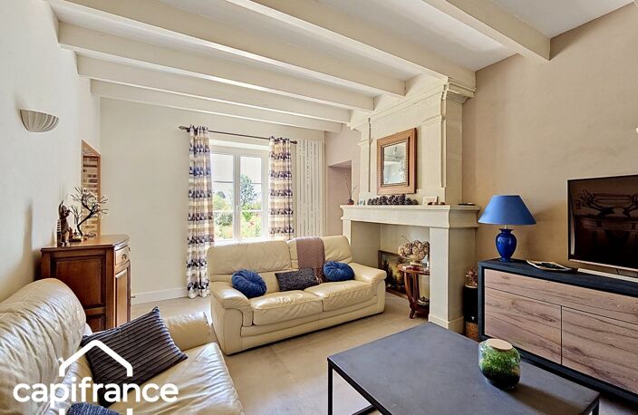 Maison en pierre de caractère 195 m² – 3 chambres – mezzanine – terrain 1 606 m² – Saint-Martin-de-Sanzay proche Saumur, Montreuil-Bellay et Thouars — photo 4