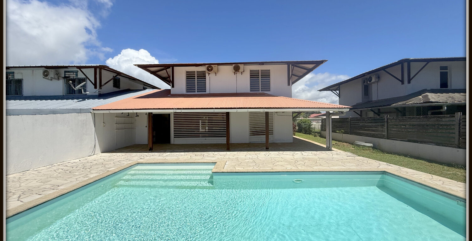 A VENDRE A KOUROU (97310) UNE CHARMANTE VILLA T6 DE 120 m² - TERRAIN DE 466 m² - AU PRIX DE 390 000 € — photo 1