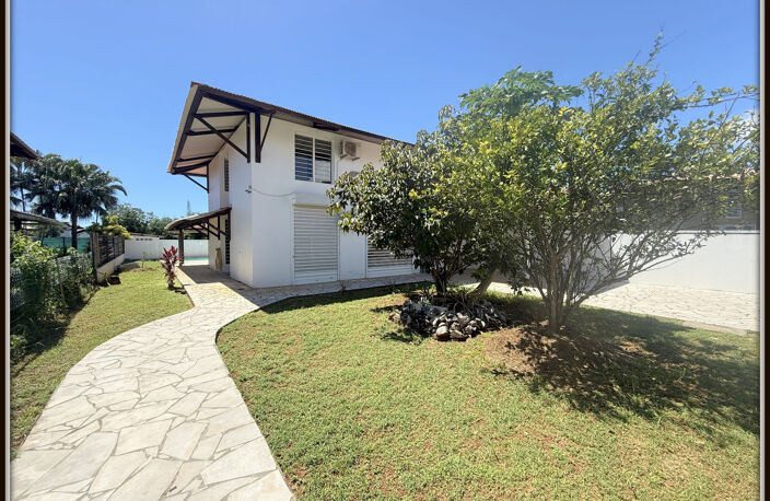 A VENDRE A KOUROU (97310) UNE CHARMANTE VILLA T6 DE 120 m² - TERRAIN DE 466 m² - AU PRIX DE 390 000 € — photo 5