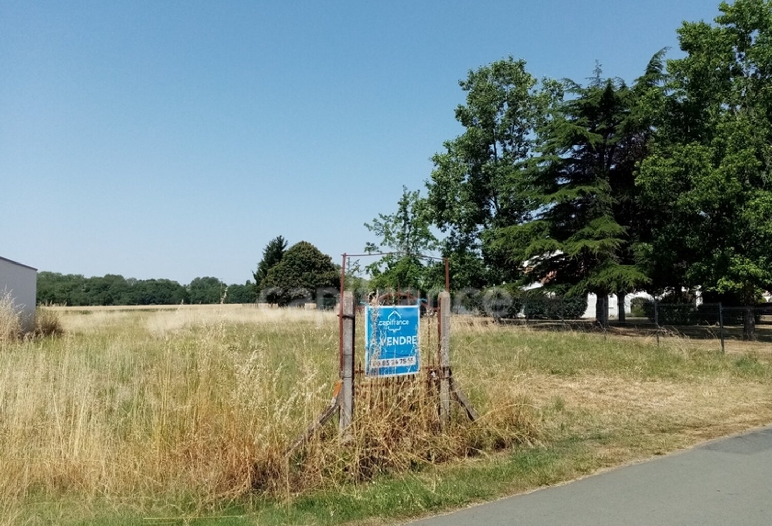 Les Magnils-Reigniers (Vendée), TERRAIN A AMÉNAGER de 1100 m² — photo 1