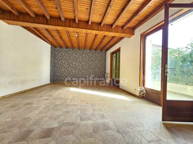Maison à vendre 6 pièces COTTANCE (42) — photo du bien