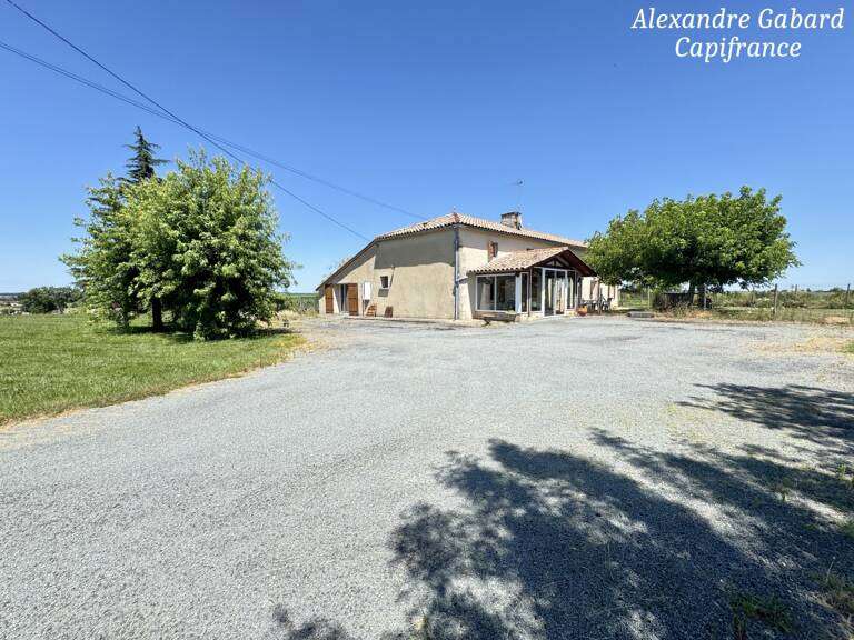 Corps de ferme rénové avec grange attenante - 4 chambres - Terrain de plus d'un hectare — photo 1
