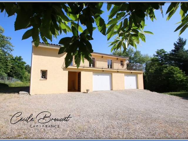 Belle villa de 2002 avec grand terrain et grand garage  SAINT LAURENT DE CERDANS (66) — photo du bien