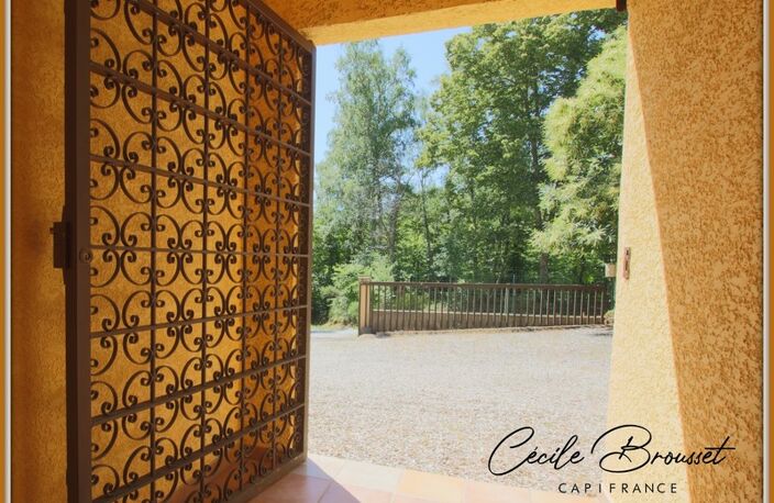 Belle villa de 2002 avec grand terrain et grand garage  SAINT LAURENT DE CERDANS (66) — photo 2