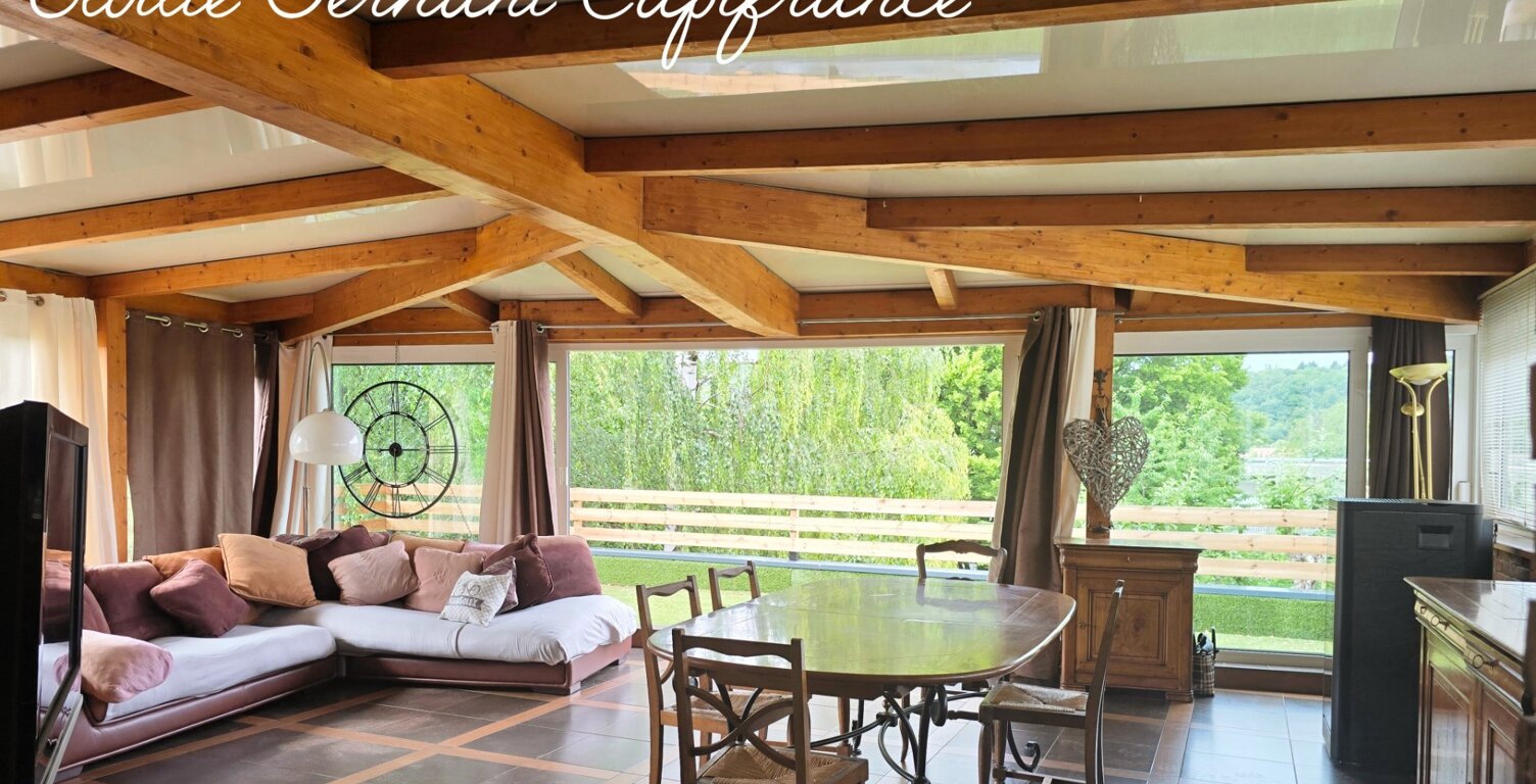En Exclusivité, Belle propriété rénovée de 267m2 avec un studio indépendant /parcelle de 1433m2 arborée et clôturée — photo 1