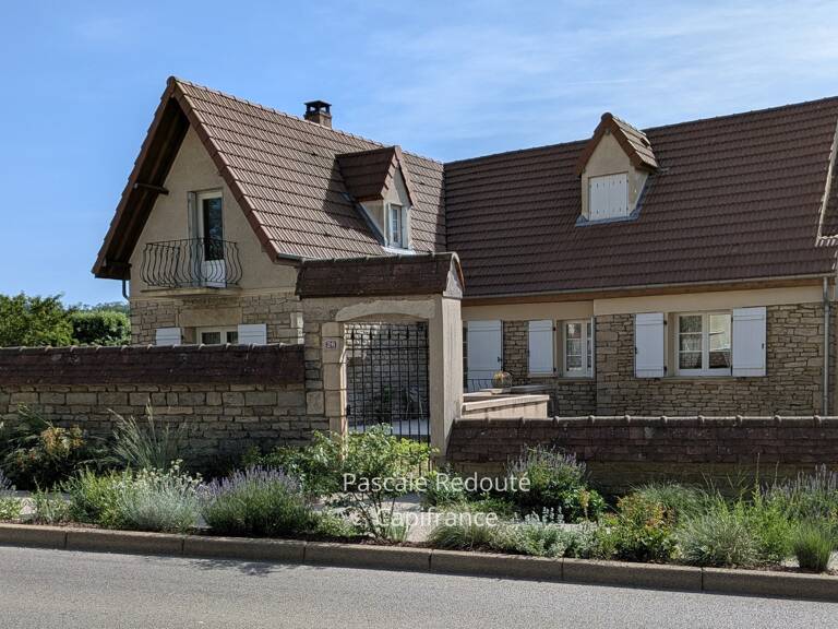 A Pouilly en Auxois : maison en pierre de 147 m2 — photo 1