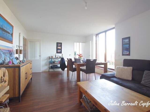 Appartement T3 au dernier étage avec garage fermé (construction 2010) — photo du bien