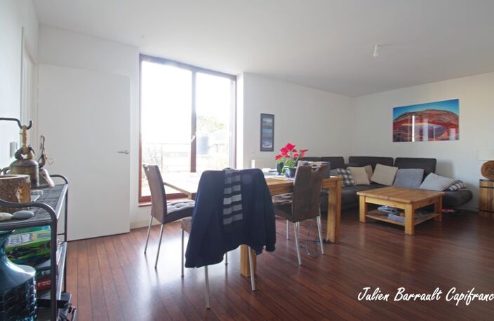 Appartement T3 au dernier étage avec garage fermé (construction 2010) — photo 3