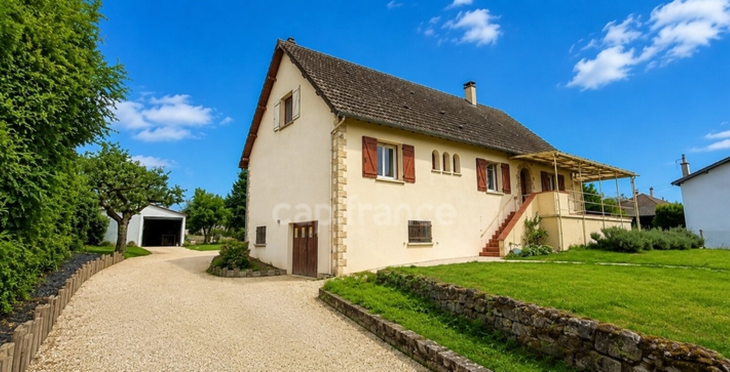 Virginie MASSON Capifrance vous présente Maison familiale 136 m² – 4 chambres – Sous-sol complet – Terrain de 1 692 m² — photo 1