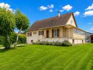 Virginie MASSON Capifrance vous présente Maison familiale 136 m² – 4 chambres – Sous-sol complet – Terrain de 1 692 m² — photo 2