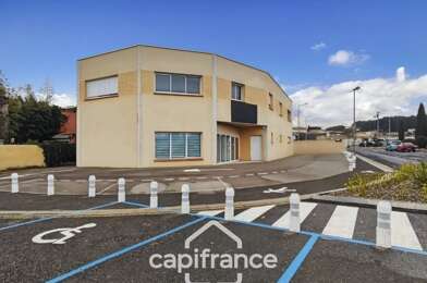 Commerce 2 pièces 6900 €