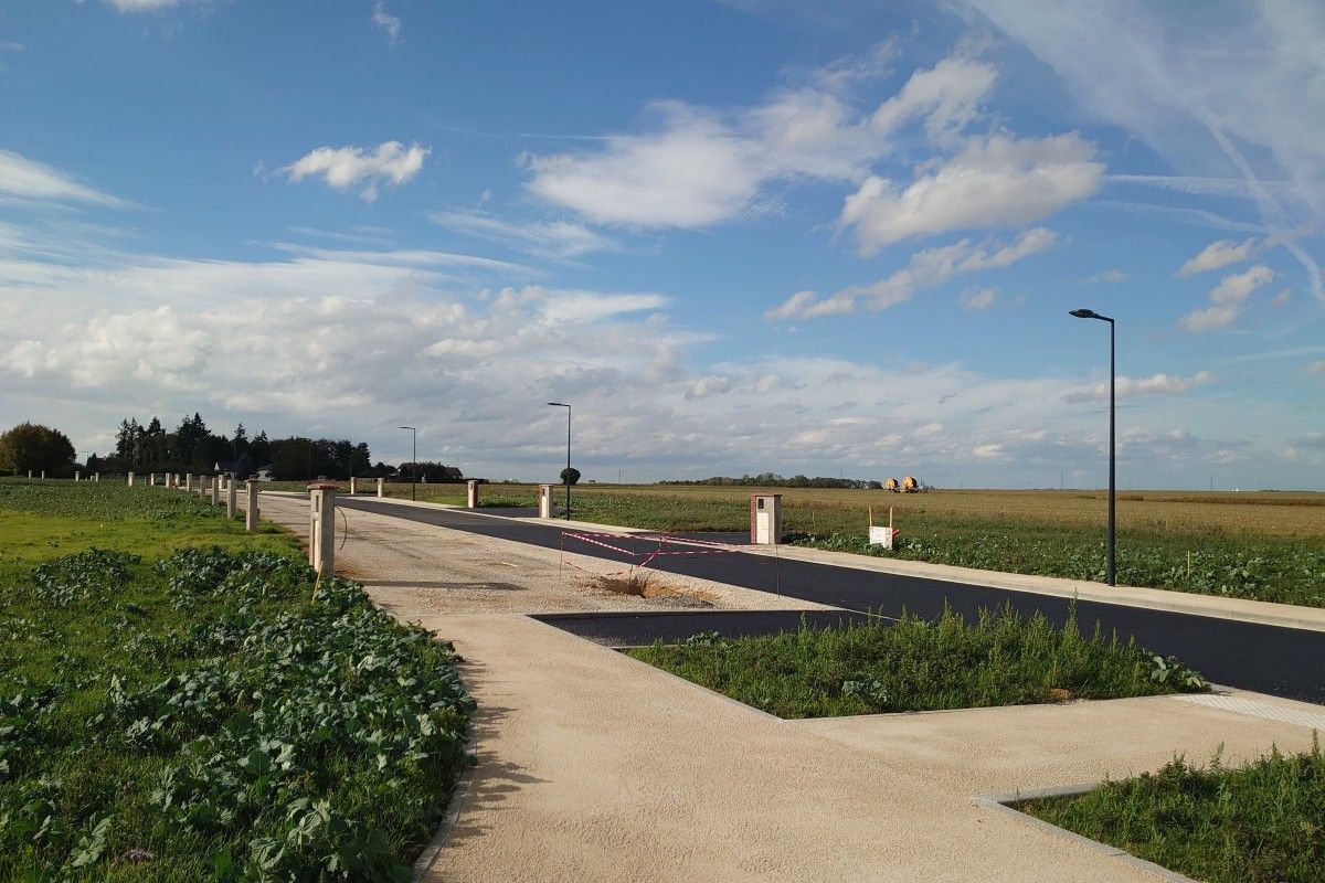 Terrain à bâtir de 777 m² à CORANCEZ (28)