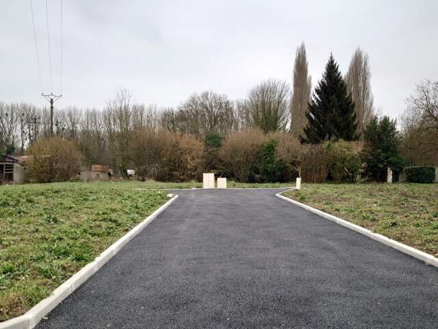 Terrain à bâtir de 404 m² à GALLARDON (28) — photo du bien