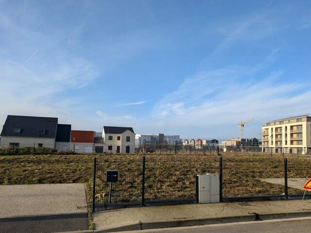 Terrain à bâtir de 419 m² à LUCE (28) — photo du bien
