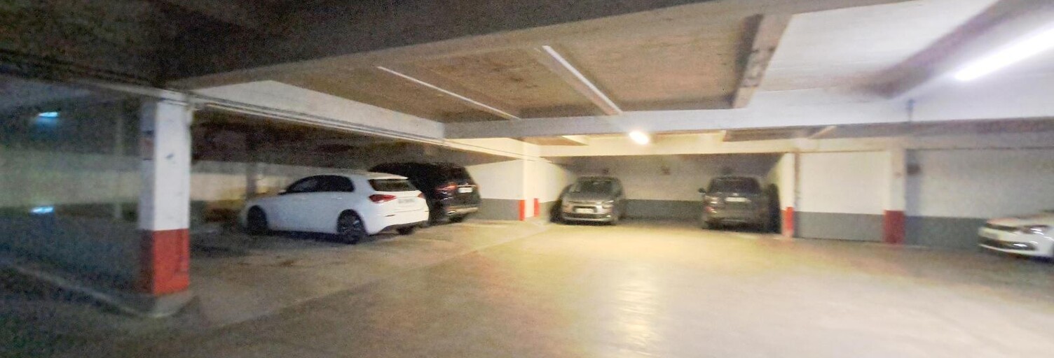 Garage   m² à louer à Tours (37000)