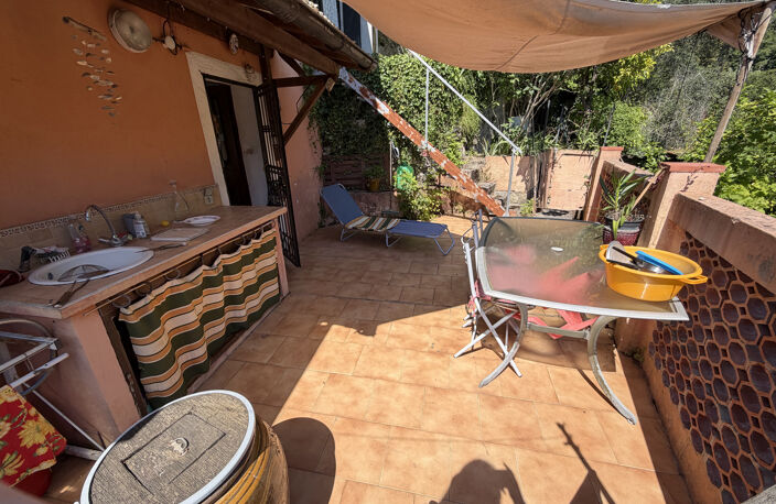 Maison individuelle atypique avec jardin et grandes terrasse — photo 4