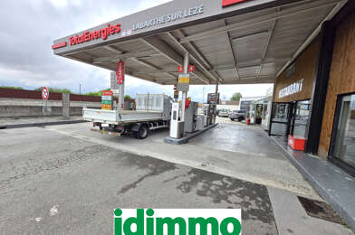 Commerce  176000 €