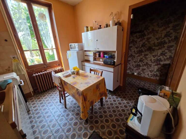 Jolie meulière des années 30 à rénover - Amilly — photo 1
