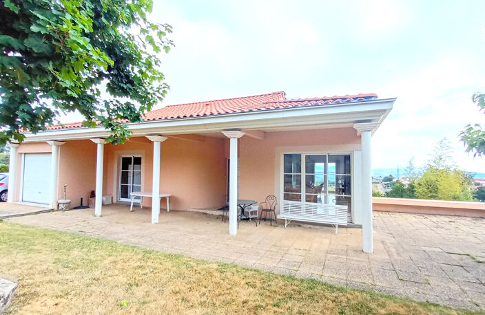 SAINT-GENEST-LERPT   SECTEUR DU GOLF   VILLA D'ARCHITECTE — photo 4