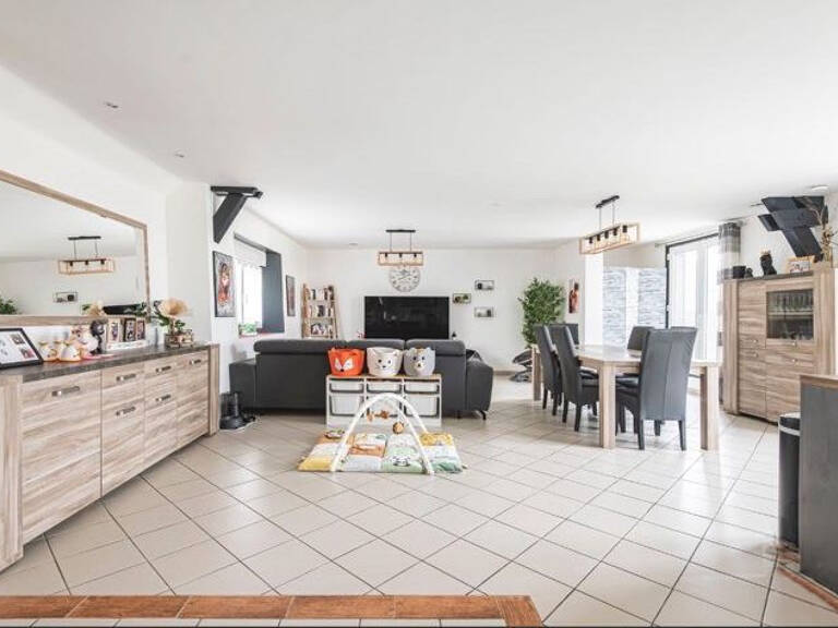Courmas : Plain pied de 158m2 avec terrasse — photo 1