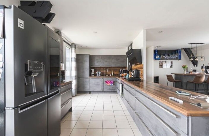 Courmas : Plain pied de 158m2 avec terrasse — photo 2