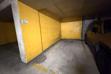 Garage  65000 €