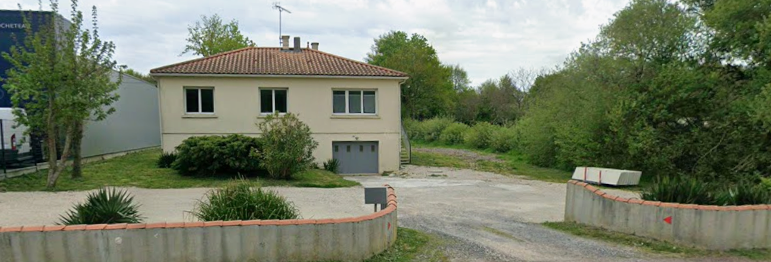 Maison 4 Pièces 82 m² à louer à Coëx (85220)