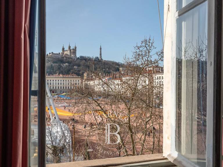 Lyon 2 - Place Bellecour - Appartement de 183.05 m² - 4 Chambres — photo 1