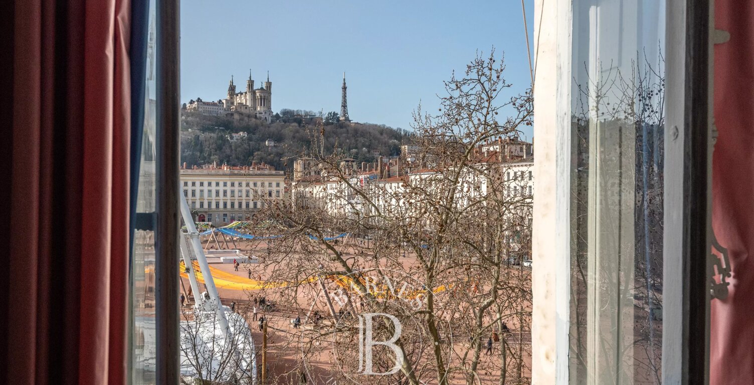 Lyon 2 - Place Bellecour - Appartement de 183.05 m² - 4 Chambres — photo 1