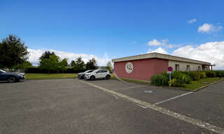 Commerce  162 m² à vendre à Étrépagny (27150)