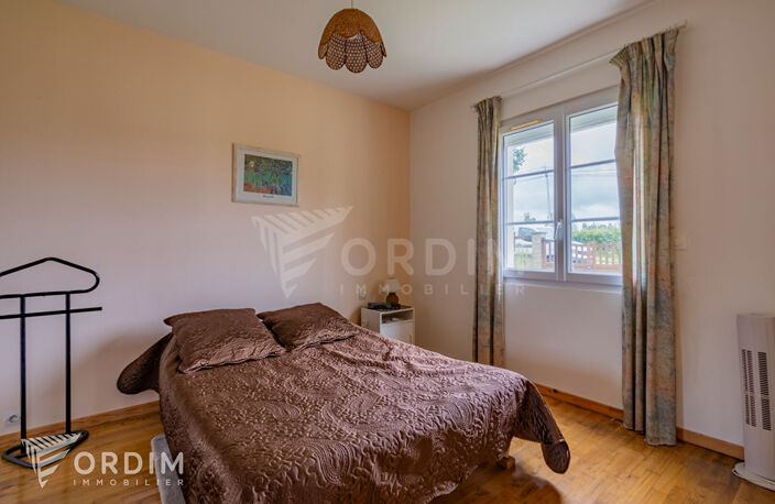 Maison plain-pied 102 m² avec piscine chauffée ? terrain 2 083 m² — photo 5