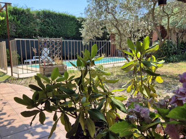 SORGUES - VILLA 125 M² HABITABLE SUR 460 M² DE TERRAIN — photo du bien