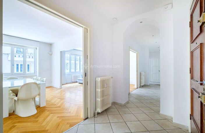 Exclusivité – Superbe T5 familial de 164 m² – Lyon 6ᵉ, proche Parc de la Tête d’Or — photo 4